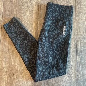 Women’s Gymshark Black Cheetah Leggings Size Small